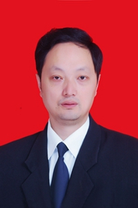 杨斌