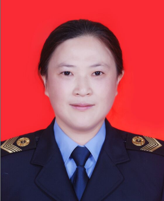 李玉君