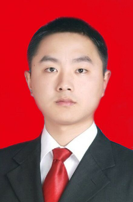黄 伟党委委员、副乡长分管国土建设规划管理、环境保护、项目推进工作。